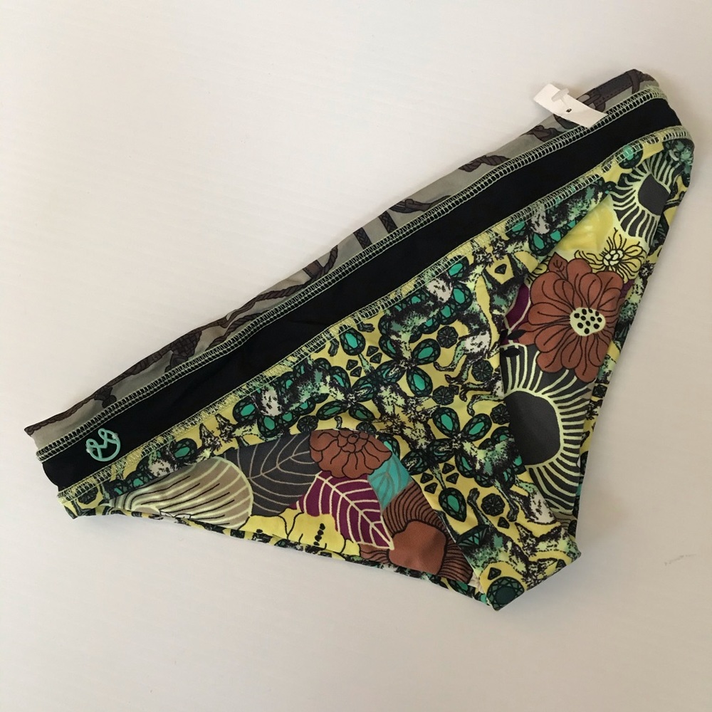 Maaji Bikini Bottoms Print floral reversible Med